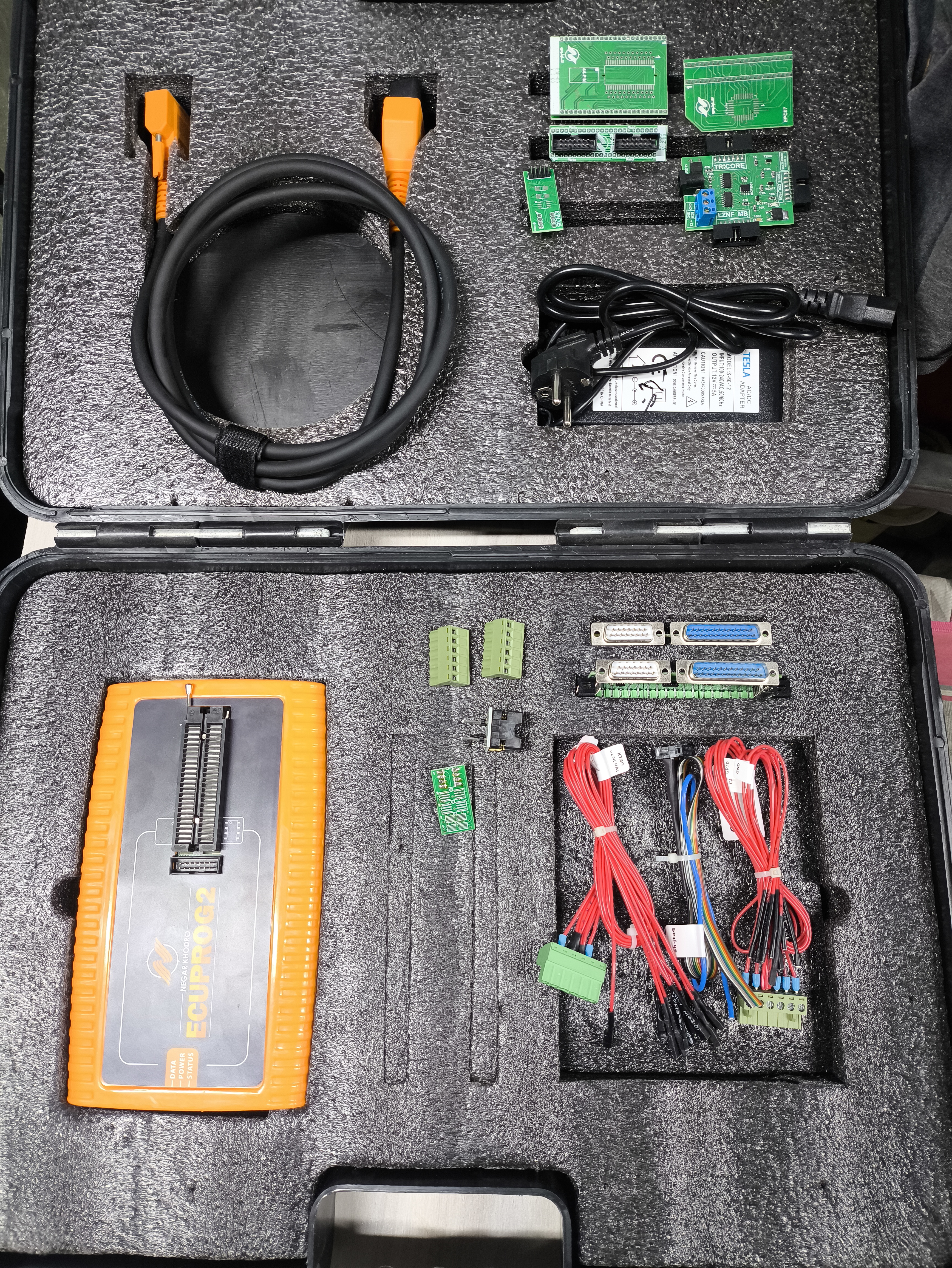 پروگرامر نگار خودرو